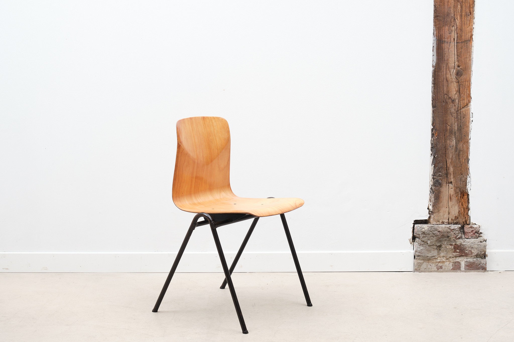 Galvanitas S25 Chair Beech / Brown