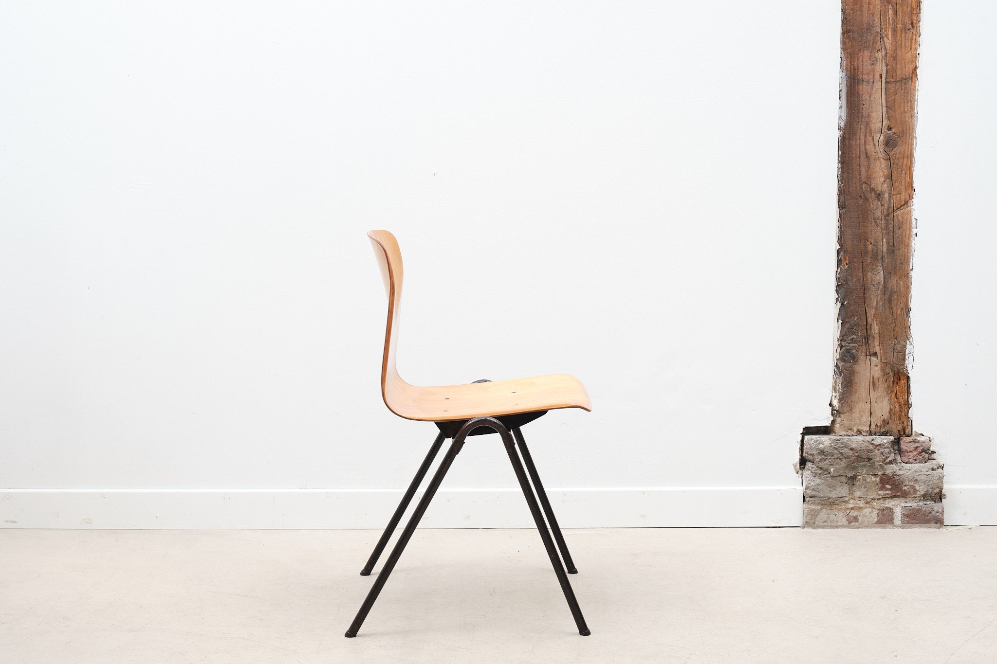 Galvanitas S25 Chair Beech / Brown
