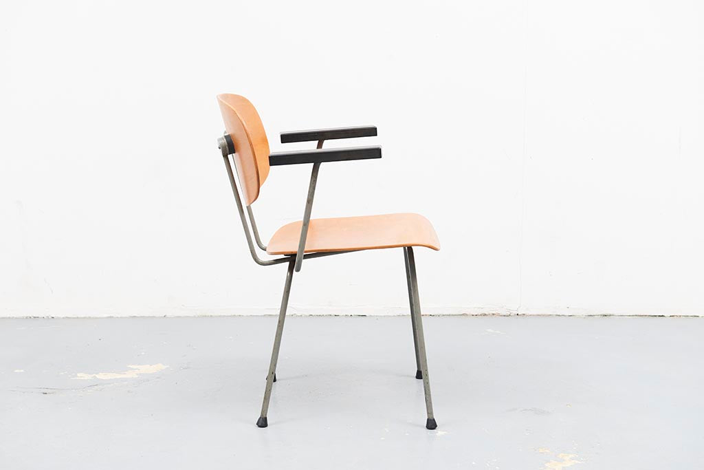 Chair 216 by Wim Rietveld