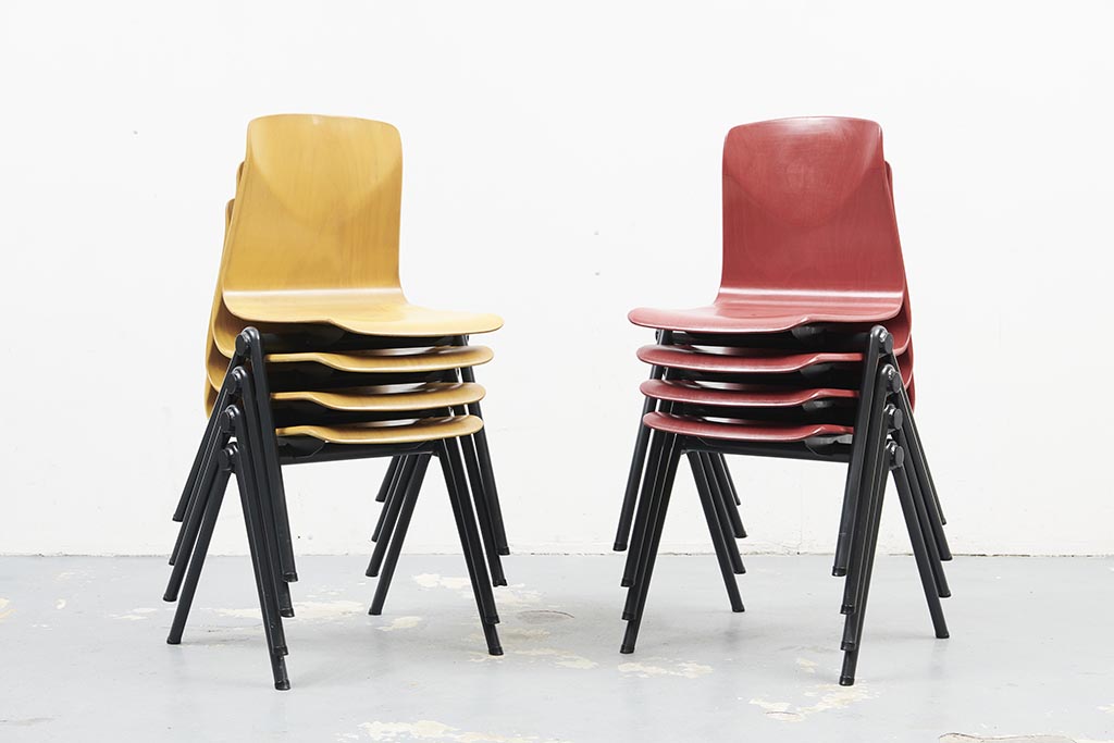 Galvanitas S30 chair colored
