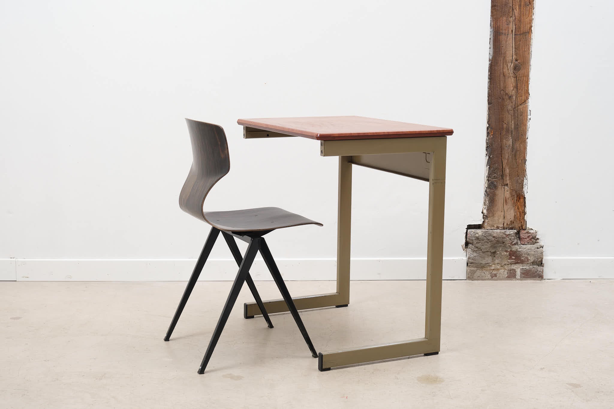 School table Galvanitas in wood