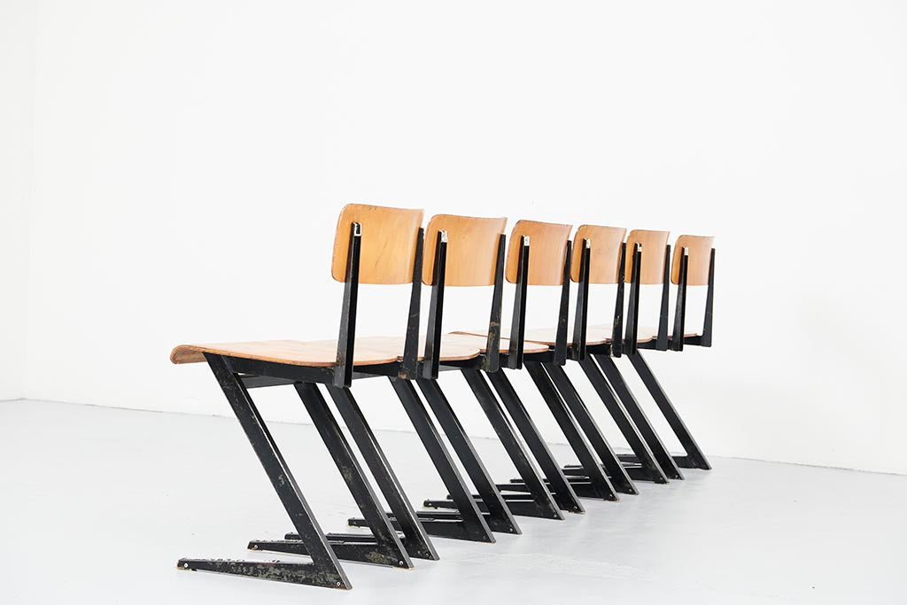 Vintage zig zag school chair