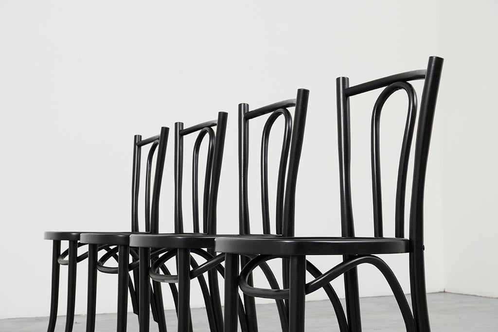 Black bistro chair