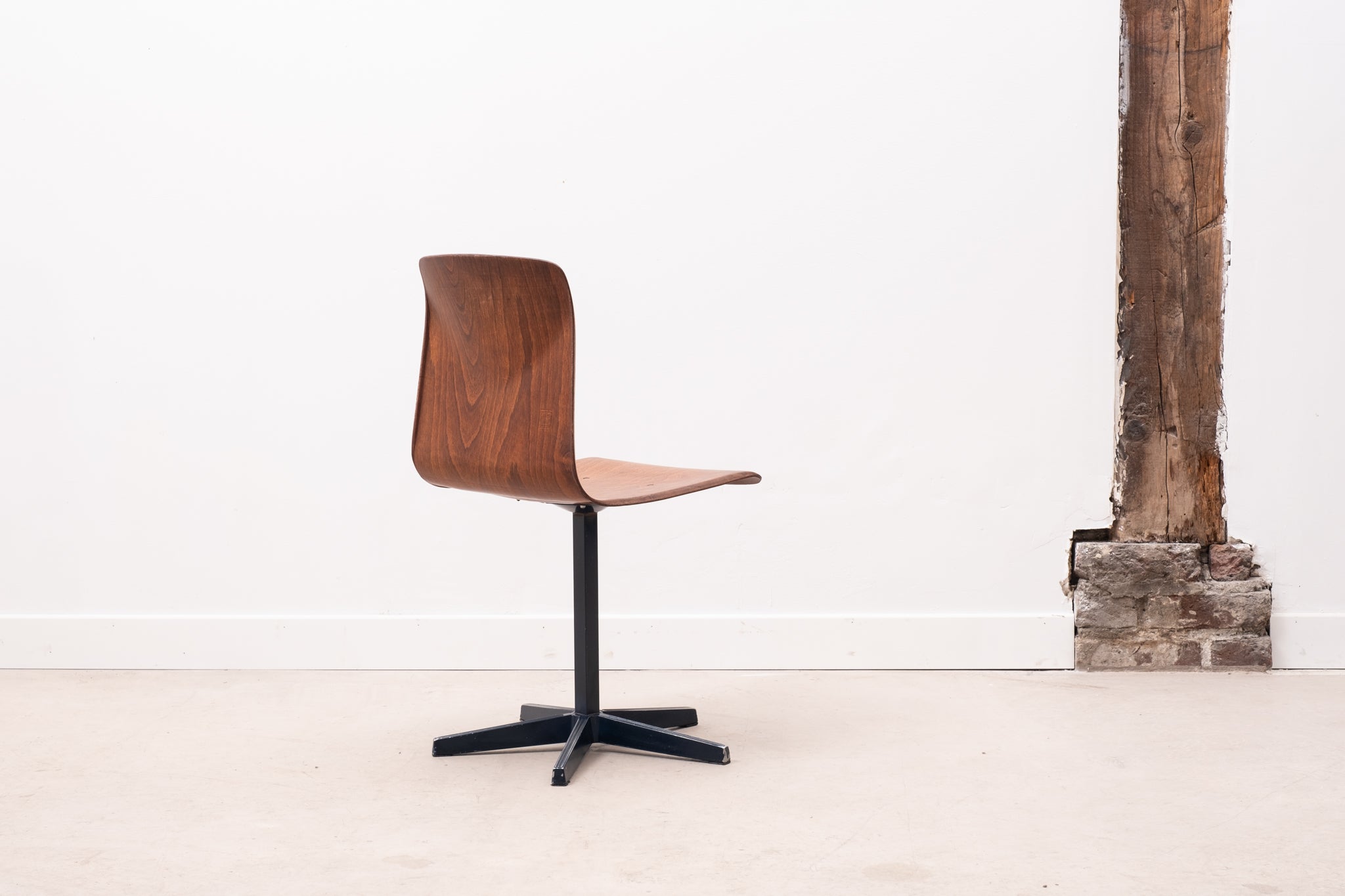 Galvanitas star foot chair blue oak