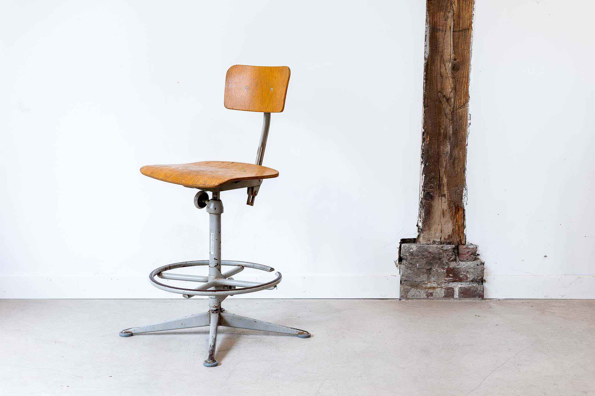 Friso Kramer workshop chair