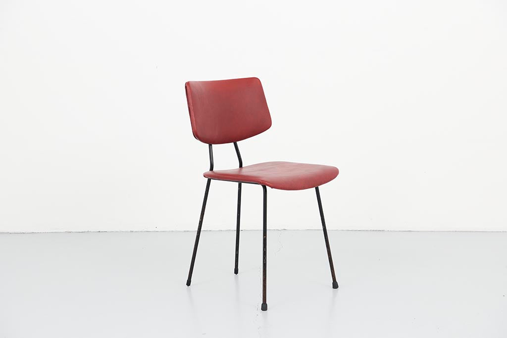 Kembo faux leather burgundy chair