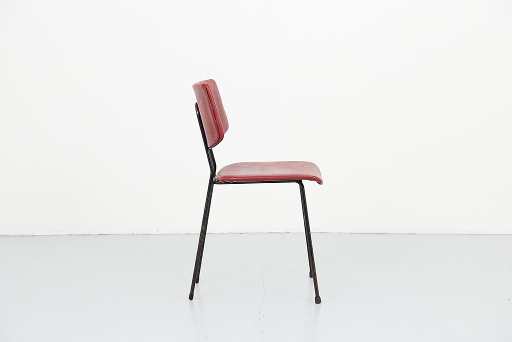 Kembo faux leather burgundy chair