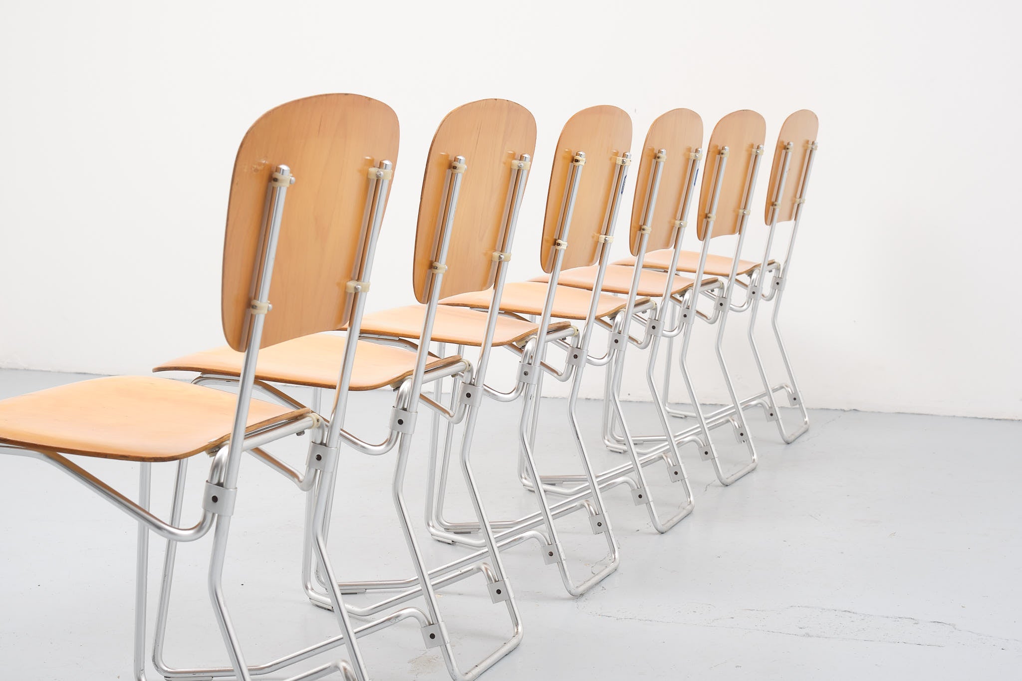 Aluflex chair by Armin Wirth