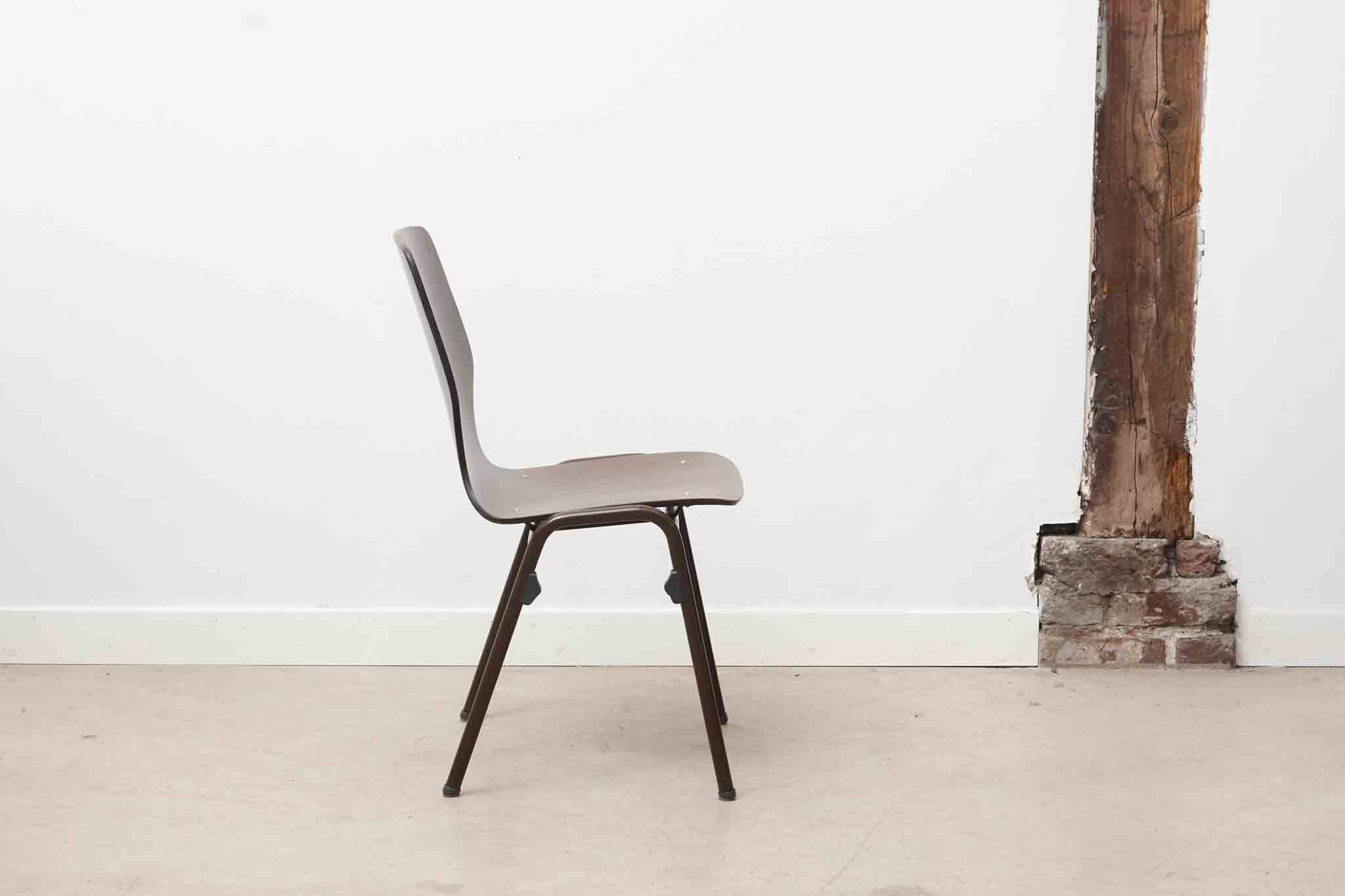 Chaise bistrot échancrée chêne et marron