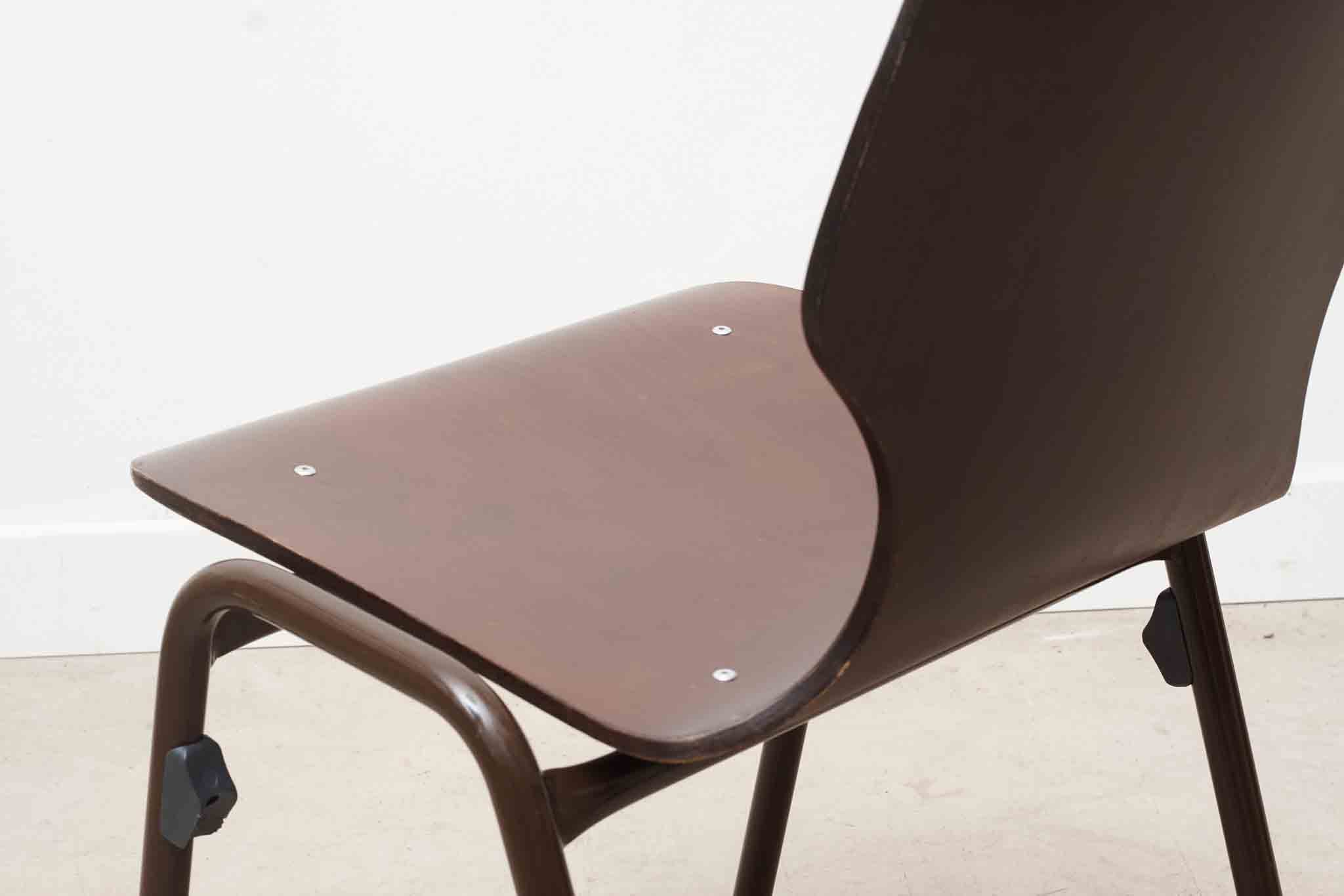 Chaise bistrot échancrée chêne et marron
