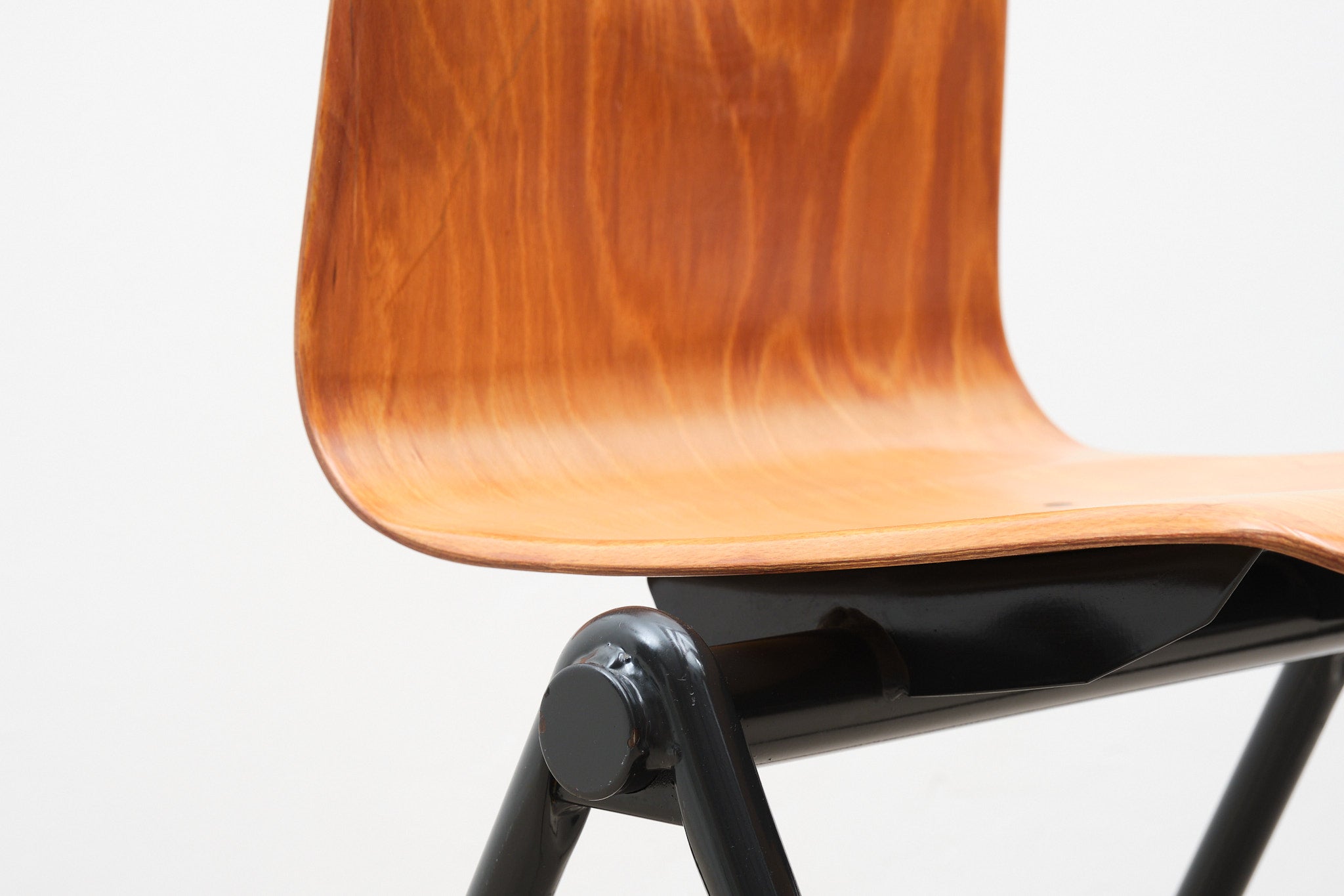 Galvanitas S30 chair gray beech