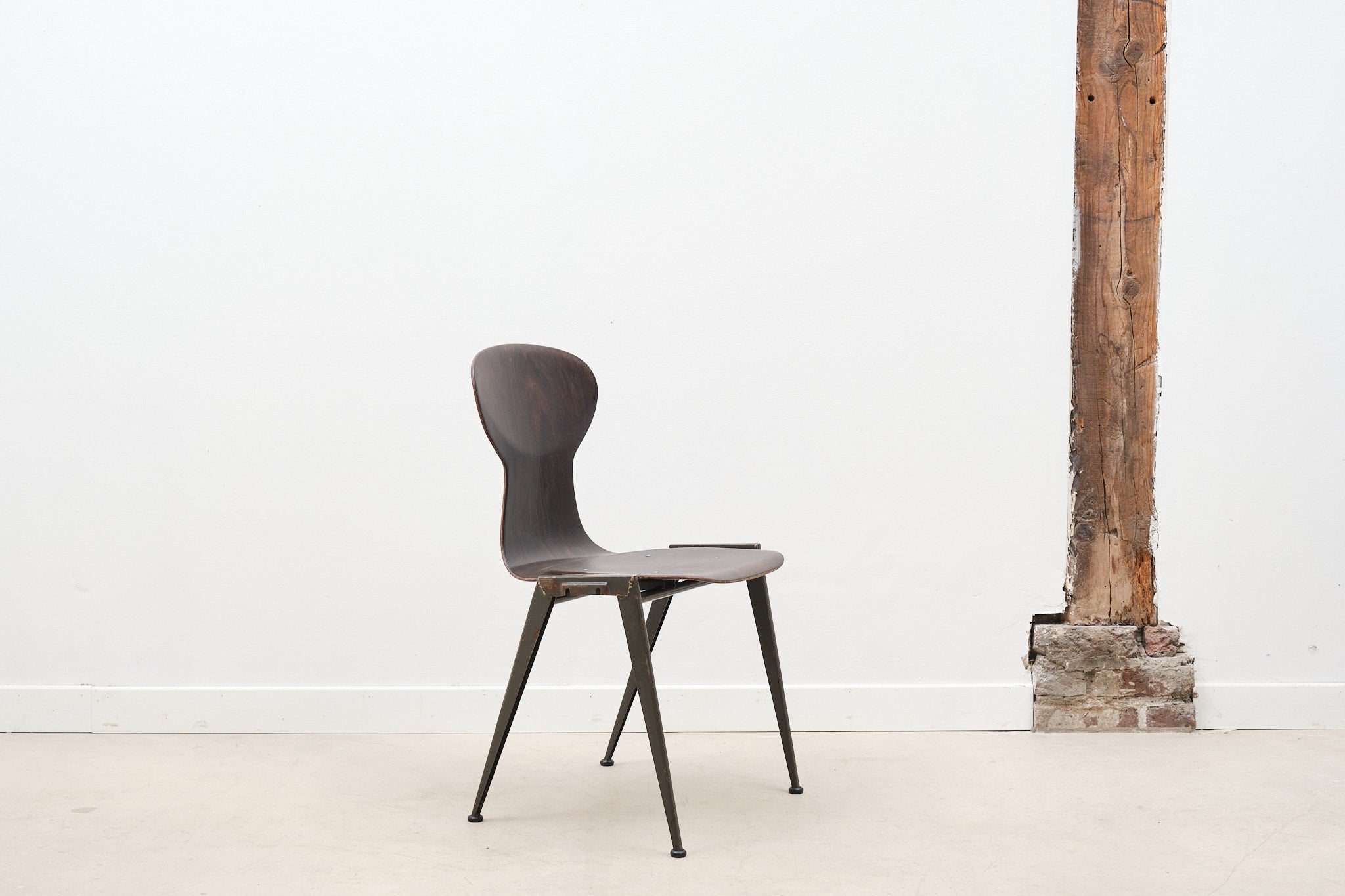 Chaise Presikhaaf bean ébène / anthracite