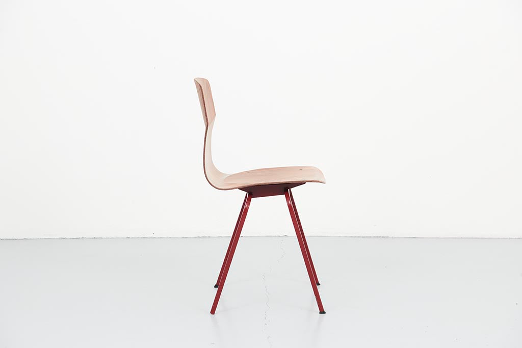 Eromes E5 Chair Oak / Carmine