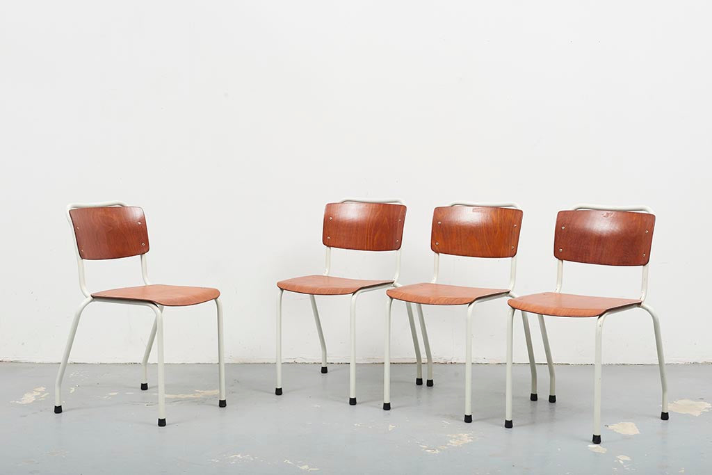 Gispen 106 Chair Oak / White