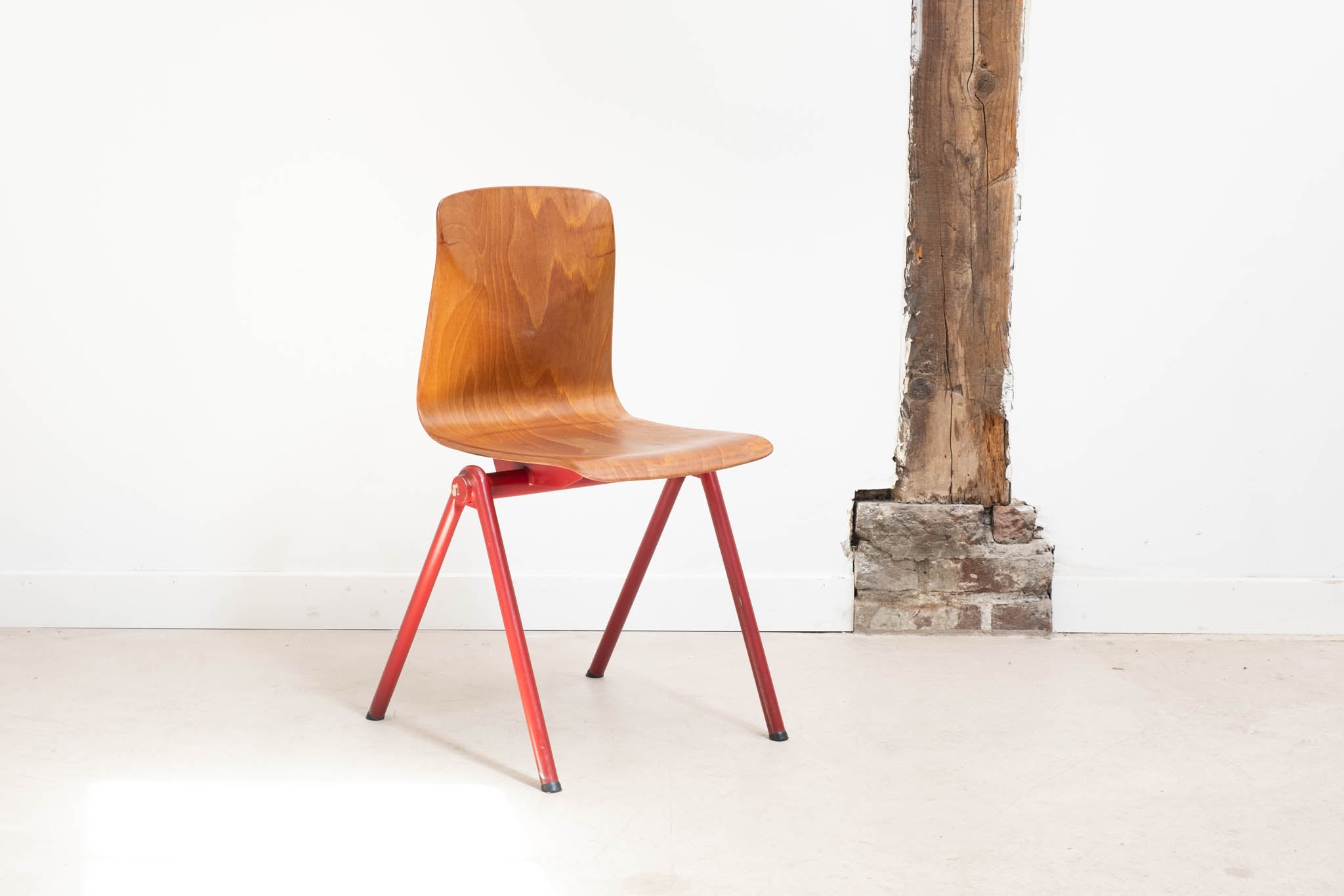 Galvanitas S30 red oak