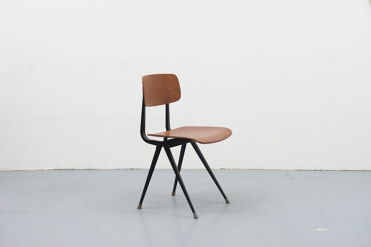 Chaise Friso Kramer Result pietement Noir - Cartel de Belleville mobilier vintage paris
