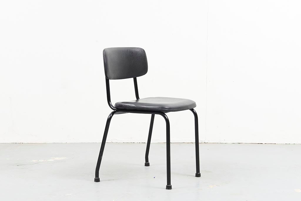 Ahrend chairs skai black