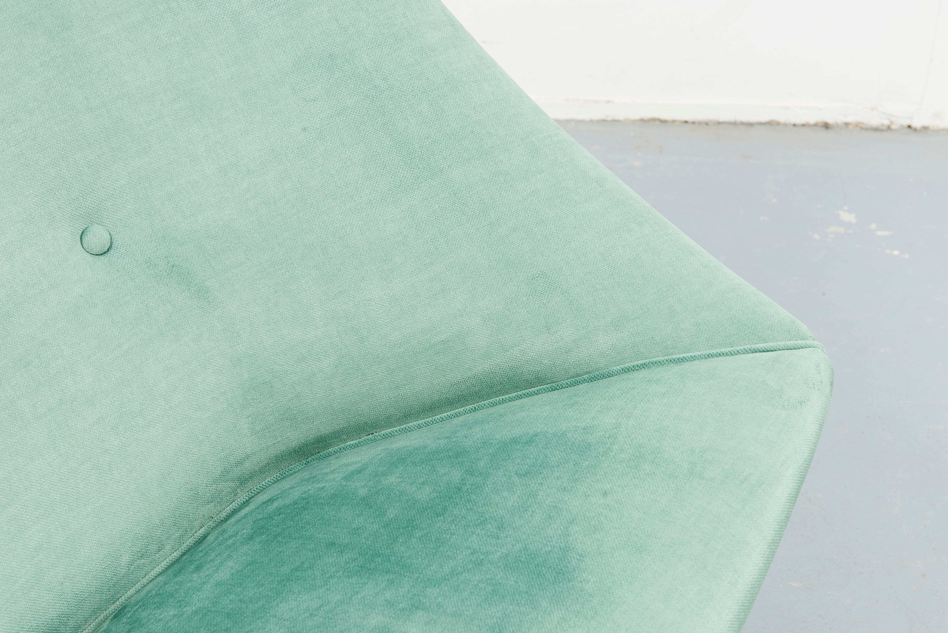Oyster Armchair by Pierre Paulin