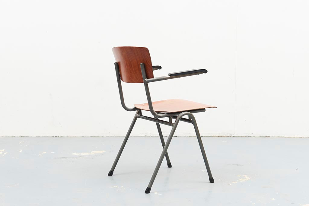 Pagholz Chair Oak / Anthracite Armrests