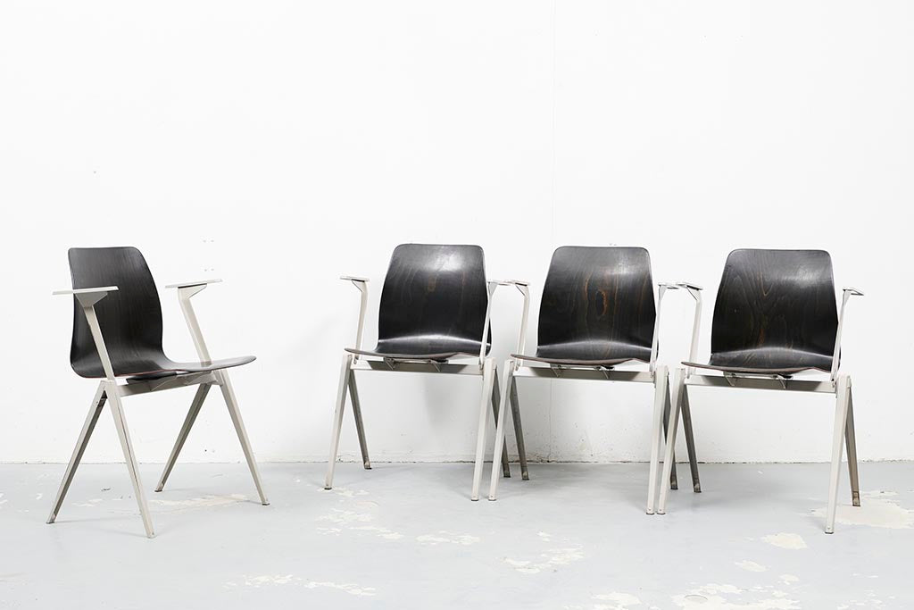 Galvanitas S22 armrests Ebony / Gray