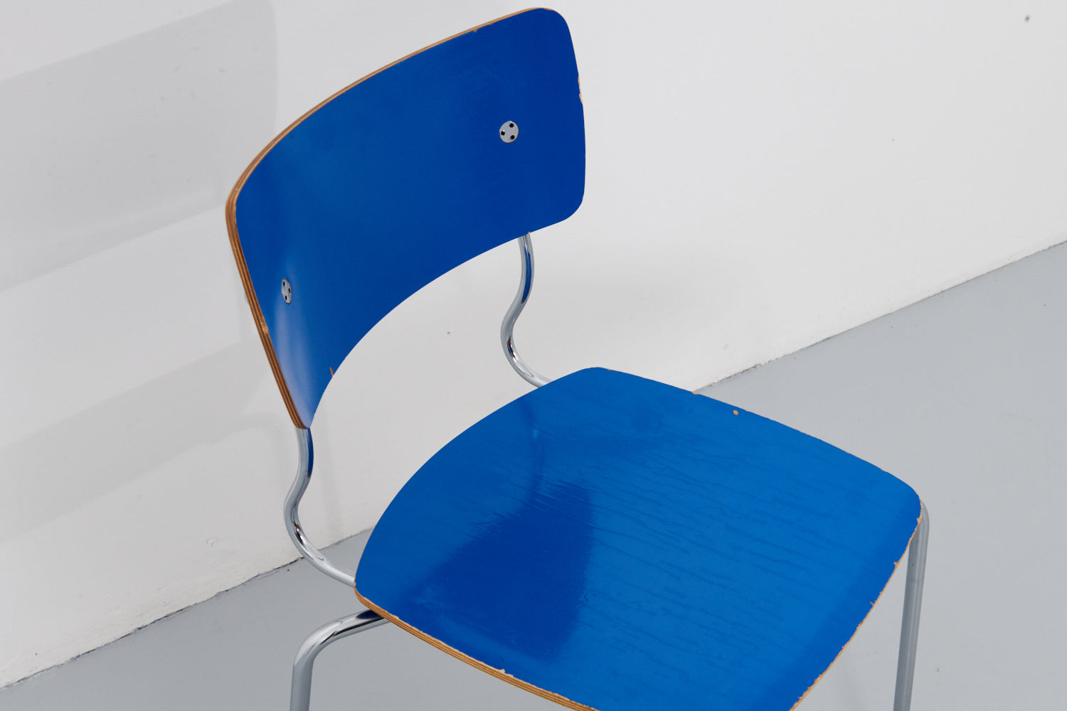 Arena 022 formica chair