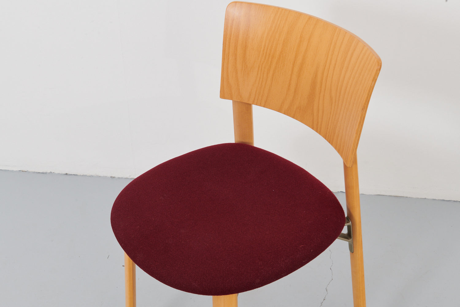 Kusch & Co chair in wood and fabric