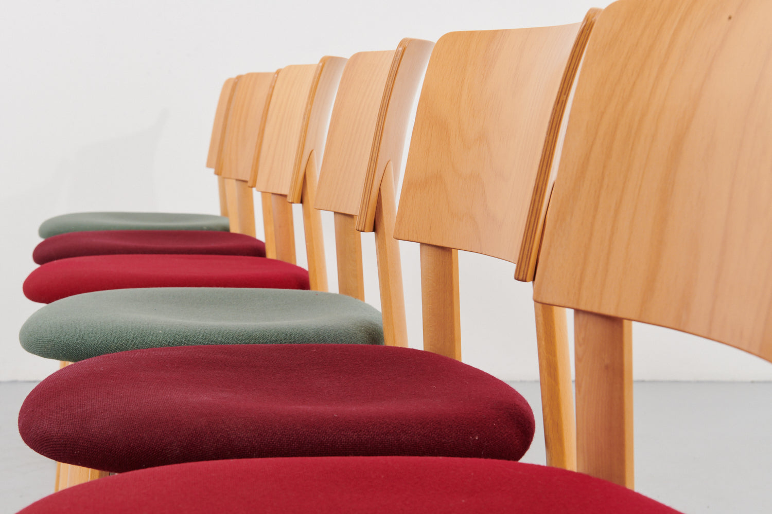 Kusch & Co chair in wood and fabric
